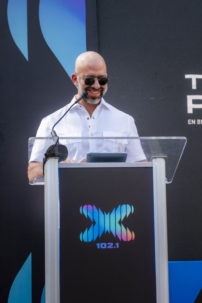 La X102.1 une deporte, música y solidaridad en torneo de pádel a beneficio de Fundación St. Jude