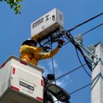 Edeeste libra batalla contra el fraude eléctrico en barrios del Gran Santo Domingo