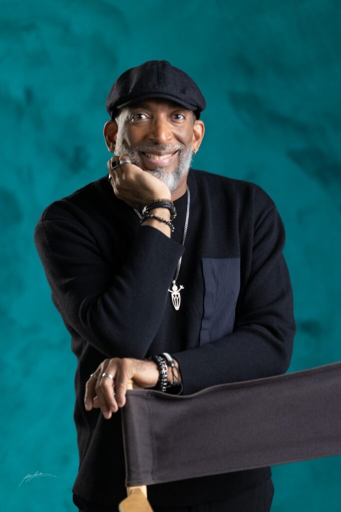 Chichi Peralta, identidad sonora de dominicana que se mezcla con las culturas del mundo