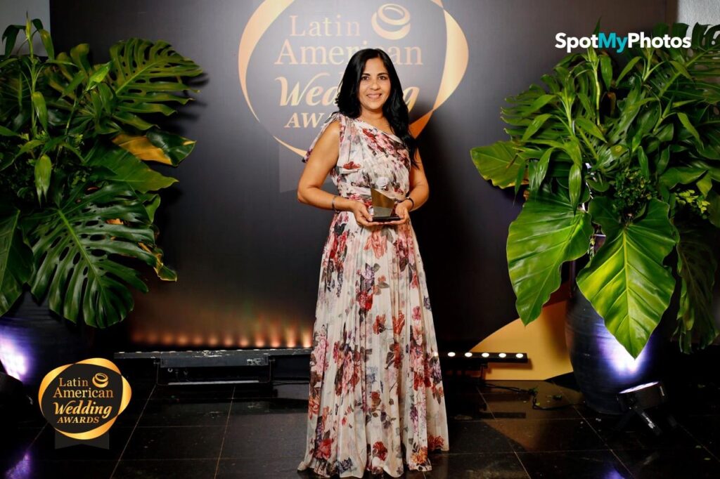 Licormart es galardonada como mejor empresa distribuidora de licores para eventos en SD, RD y Latinoamérica