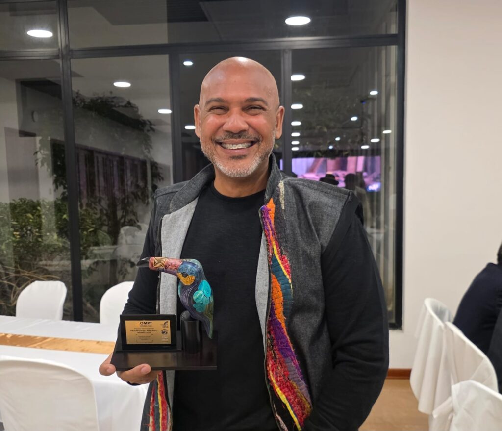 Salvador Batista pasa a ser el primer dominicano en la Galería de Honor del Periodismo Turístico Mundial