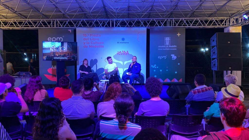ESCRITORES DOMINICANOS BRILLAN EN GIRA LITERARIA POR COLOMBIA