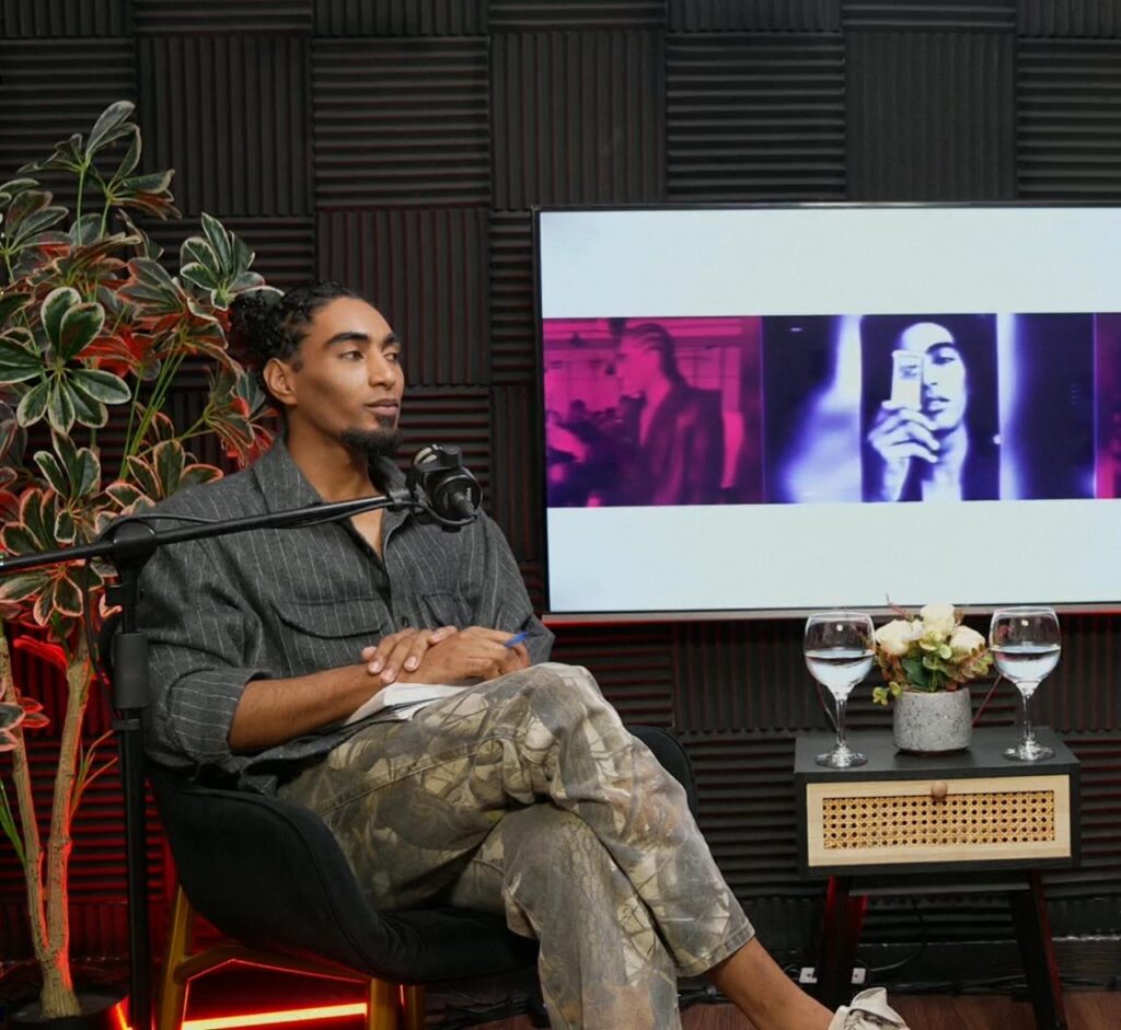 Comunicador Alix Padilla se destaca con su segundo año «Sin Rodeos»