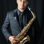 Director musical Alexander Vásquez se destaca como educador y gestor cultural