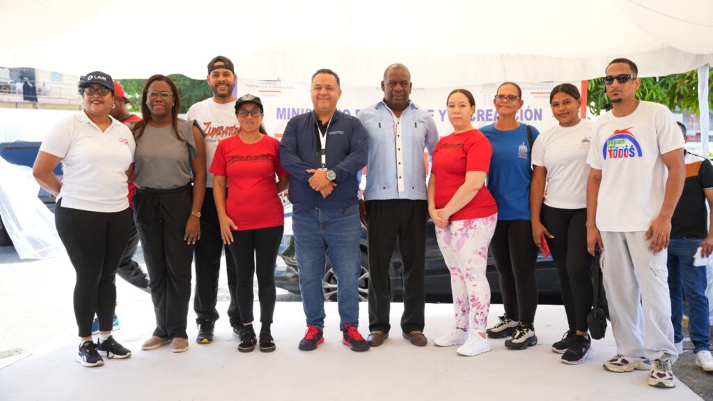 Hospital Moscoso Puello celebra con éxito el 5to Zumbatón “Cuida tu corazón 2025