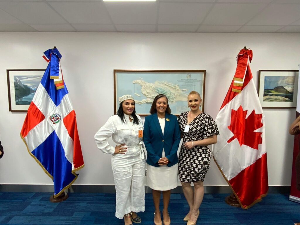Embajada de Canadá y La Fundación FUNPROMUJER lanzan el programa “Mujeres Libres y Fuertes” en la región Este.