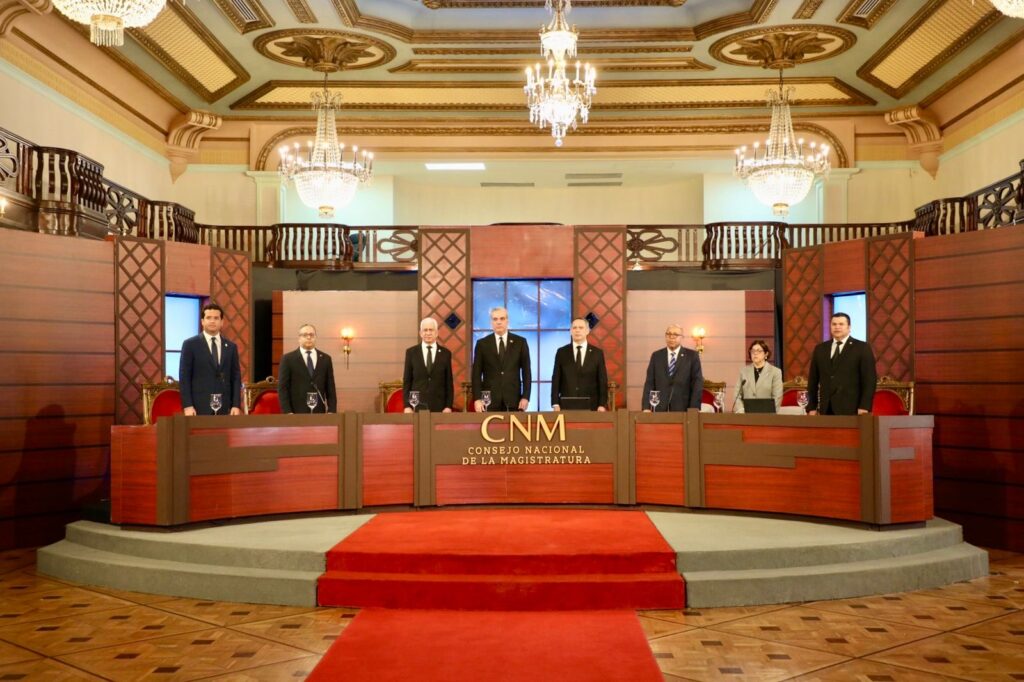 Presidente Abinader encabeza la tercera sesión de vistas públicas del Consejo Nacional de la Magistratura para llenar vacantes en la SCJ y el TSE