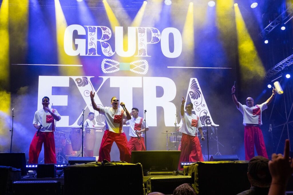 El Grupo Extra deslumbra en Suiza y Canarias en su gira europea