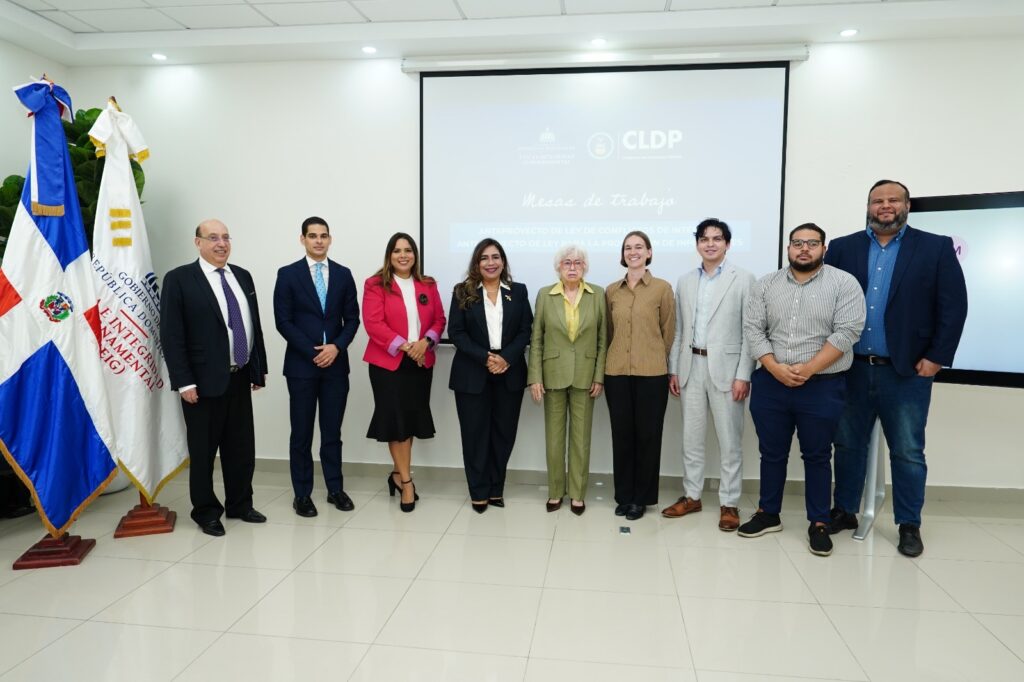 DIGEIG avanza en los proyectos de ley de Conflicto de Interés y Protección de Informantes en la Función Publica