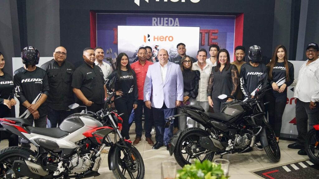 Hero revoluciona el segmento urbano con el lanzamiento oficial de la nueva HUNK 125R en República Dominicana.