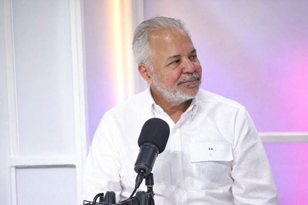 Rafael Salazar asegura Cambita-Los Cacaos tendrá obras viales concluidas en 2026 El funcionario dijo que es una carretera de alta calidad y segura