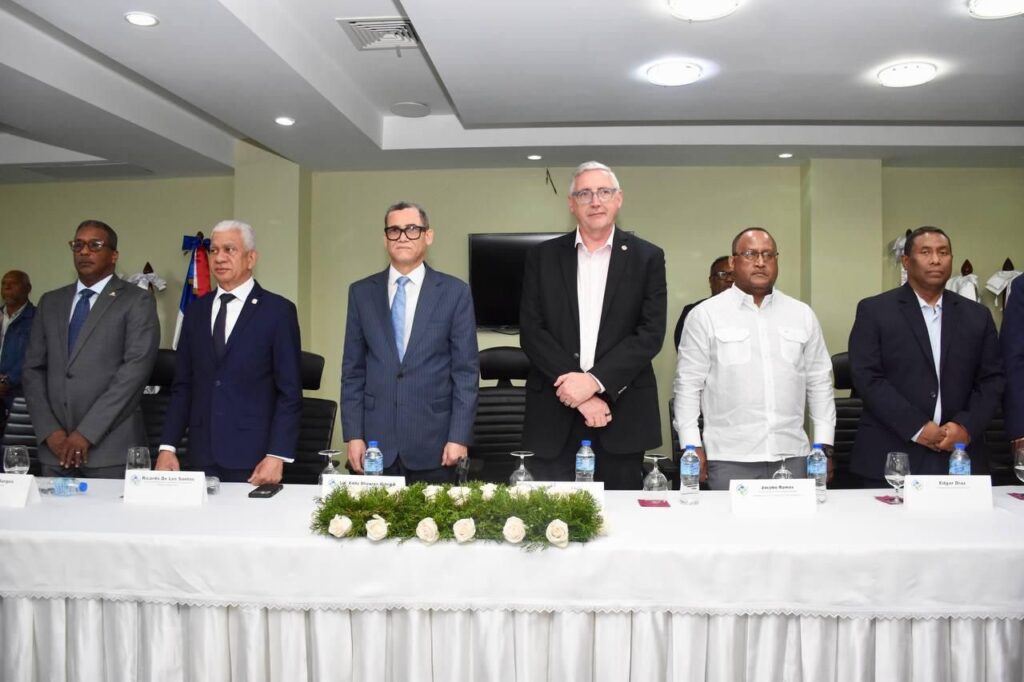 Ministerio de Trabajo y la ITF acuerdan cooperación para fortalecer los derechos laborales en el sector transporte