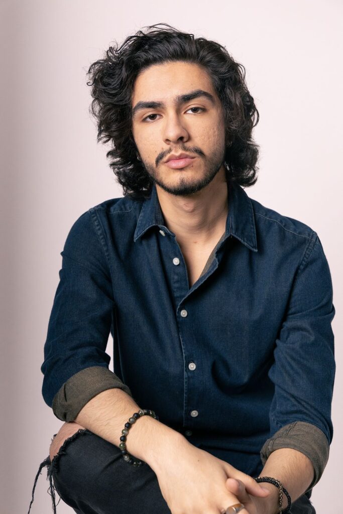 Felipe Cruz lanza “Tuyo”, una confesión íntima de amor a través del rock alternativo