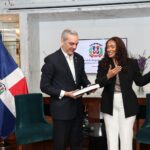 Presidente Abinader comparte con la comunidad dominicana en Emiratos Árabes Unidos