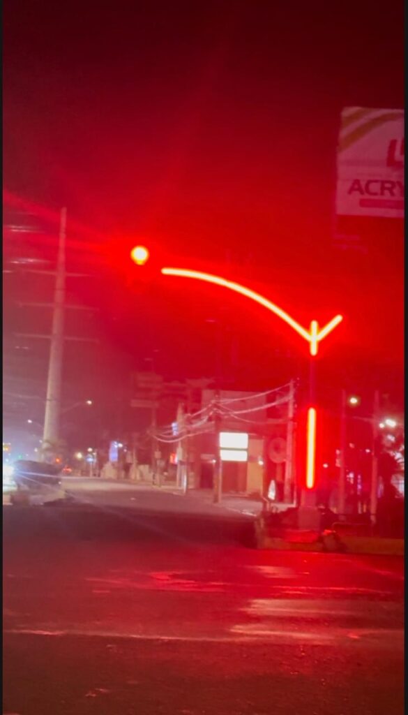 Alcaldía de Santo Domingo Este instala semáforos inteligentes en la avenida San Vicente de Paúl
