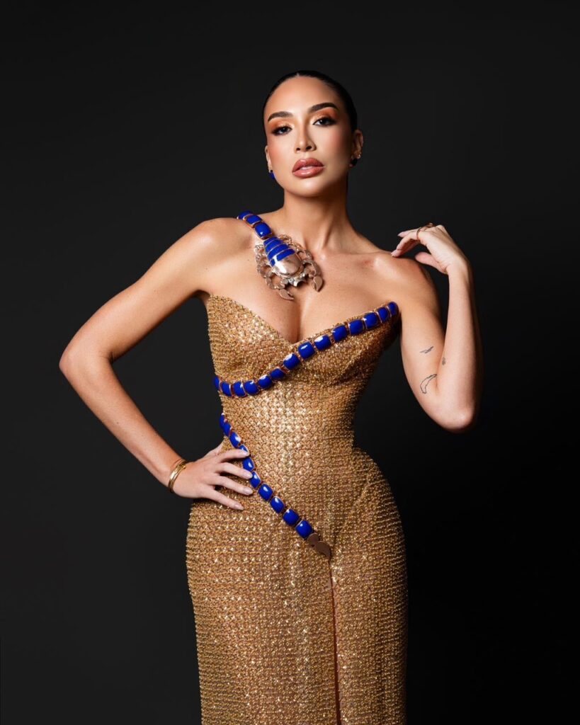 VENENO”. Un vestido de Luis Domínguez para Gabi Desangles