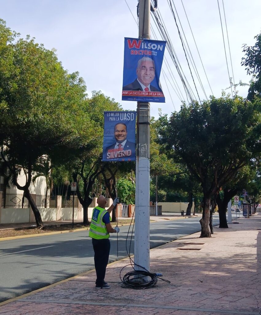 Alcaldía del Distrito Nacional inicia operativo de retiro de propaganda irregular en espacios públicos