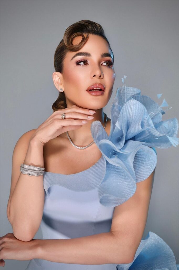 ANDALUZ”. Un vestido de Luis Domínguez para Luz García