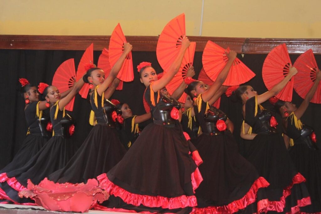 Centro Educativo en Artes de Boca Chica Eugenio María de Hostos celebra exitosa gala cultural “España en escena”