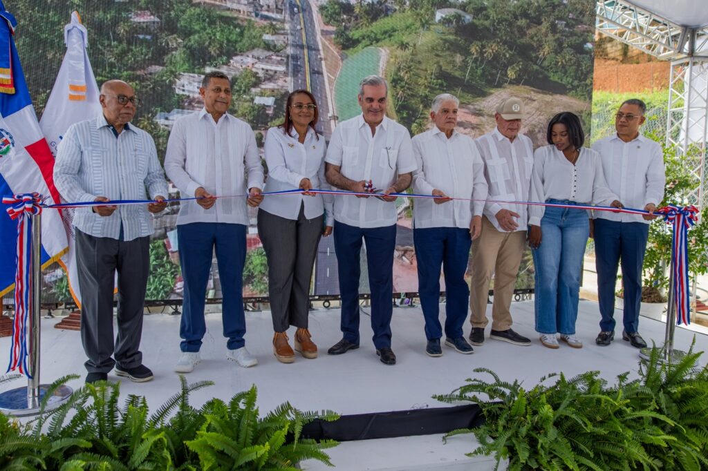Samaná estrena una entrada que abre oportunidades y transforma su futuro