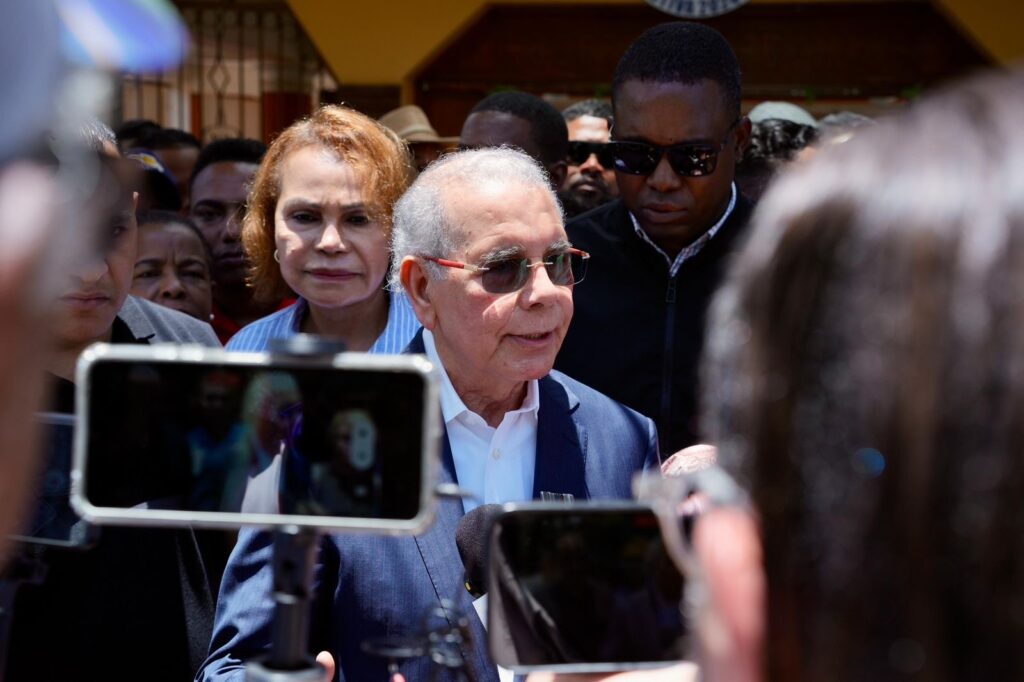 Danilo Medina: “Que nadie espere que el PLD le va a endosar su fuerza a ningún partido