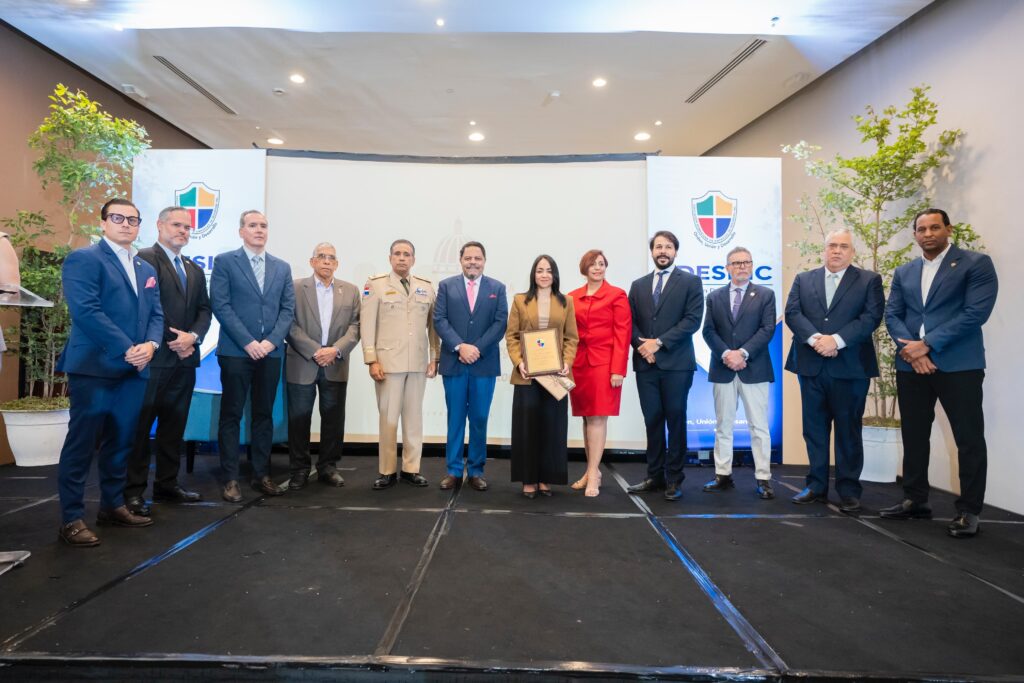 Adesinc resalta impacto económico y transformación del sector de vigilancia privada